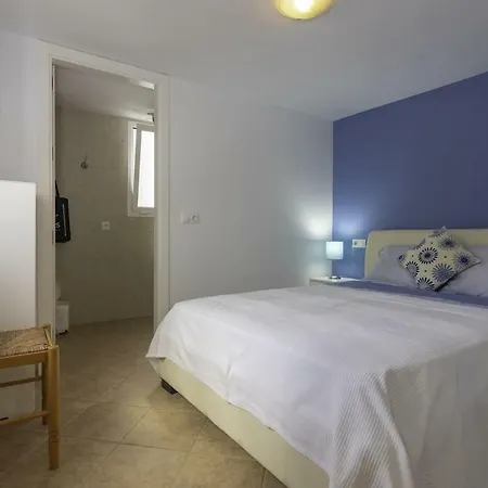 20944 - Wonderful Near Beach Villa