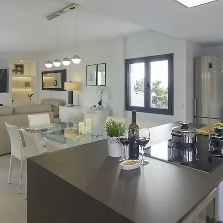 20944 - Wonderful Near Beach Villa *