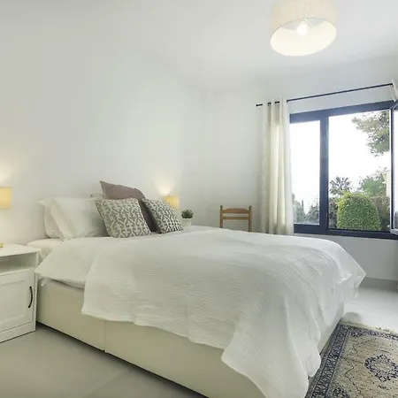 20944 - Wonderful Near Beach Villa *
